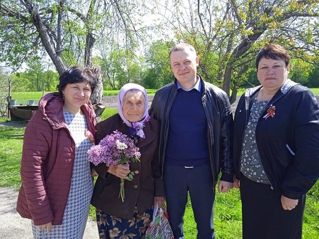 ПОЗДРАВЛЕНИЕ ВДОВ, ВЕТЕРАНОВ И ТРУЖЕННИКОВ ТЫЛА